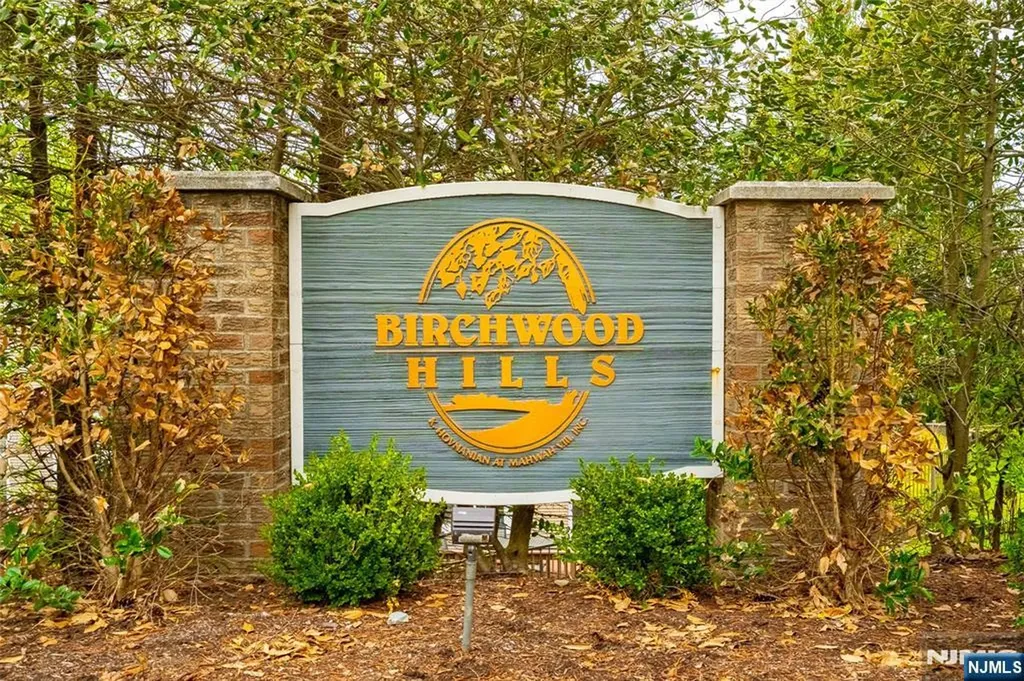 554 Adirondack Court Mahwah NJ 07430