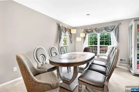 554 Adirondack Court Mahwah NJ 07430