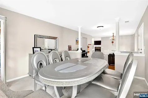 554 Adirondack Court Mahwah NJ 07430