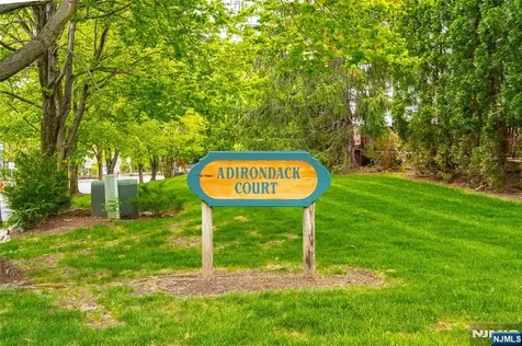 554 Adirondack Court Mahwah NJ 07430