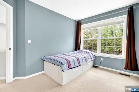 554 Adirondack Court Mahwah NJ 07430