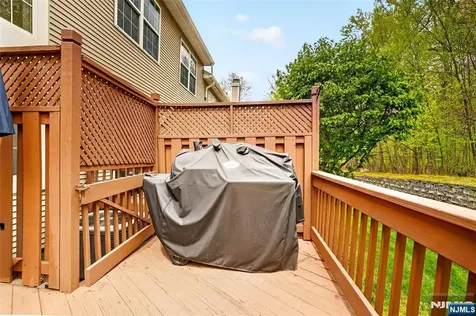 554 Adirondack Court Mahwah NJ 07430