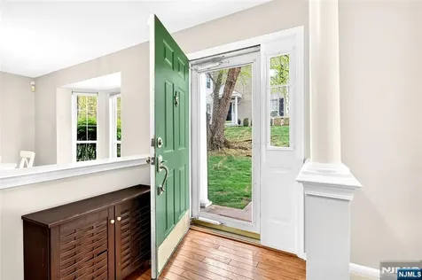 554 Adirondack Court Mahwah NJ 07430
