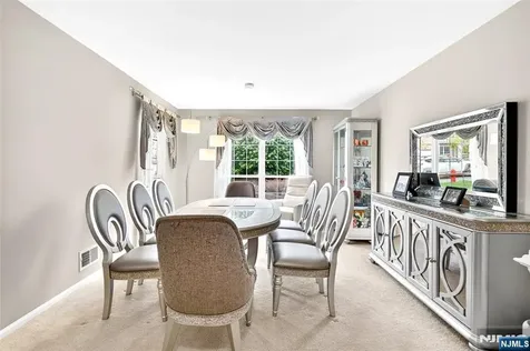 554 Adirondack Court Mahwah NJ 07430