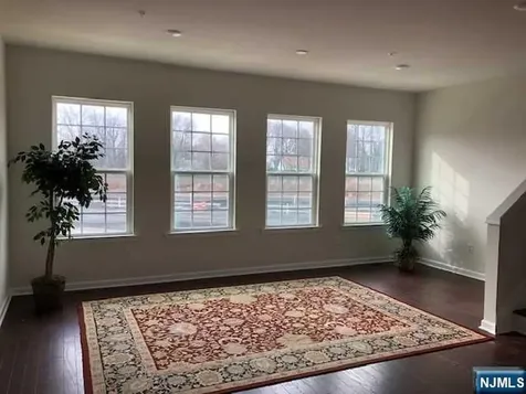 32 Litchfield Lane Fair Lawn NJ 07410