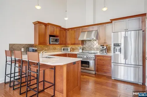 119 Walnut Street Montclair NJ 07042