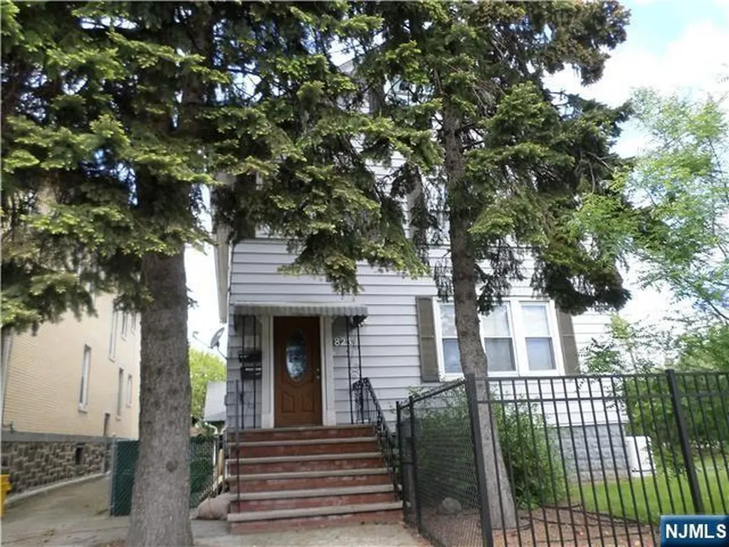 823 Anderson Avenue Fort Lee NJ 07024