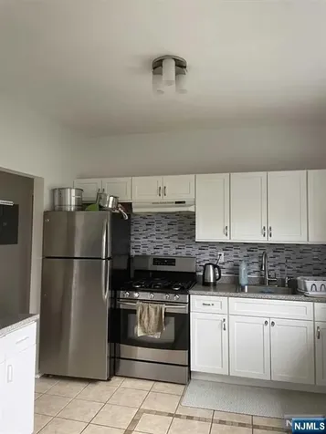 823 Anderson Avenue Fort Lee NJ 07024