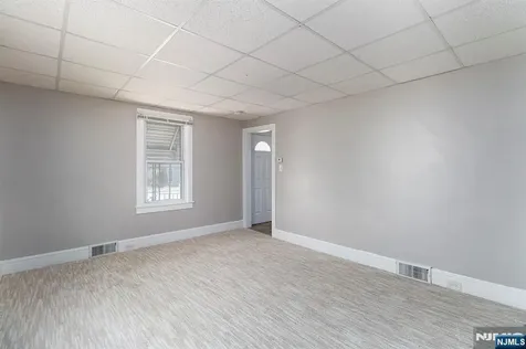 2557 Wh-mer Road Hamilton NJ 08619