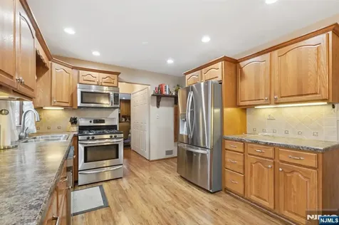 29 Joyce Drive Roxbury Township NJ 07876