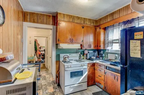 162 Summer Street Orange NJ 07050