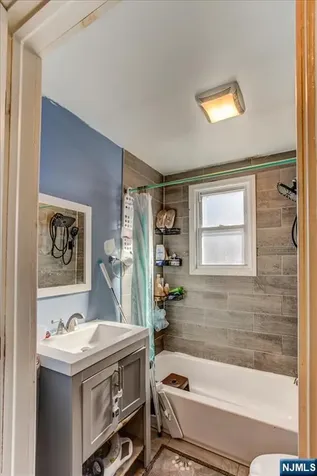 162 Summer Street Orange NJ 07050