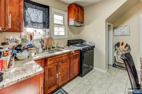 162 Summer Street Orange NJ 07050