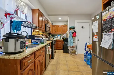 228 Totowa Road Totowa NJ 07512