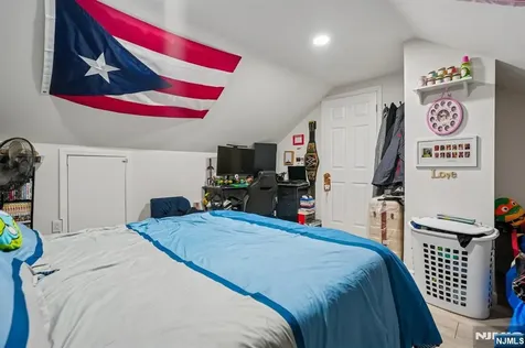 228 Totowa Road Totowa NJ 07512