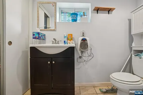 228 Totowa Road Totowa NJ 07512