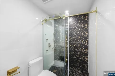200 Winston Cliffside Park NJ 07010