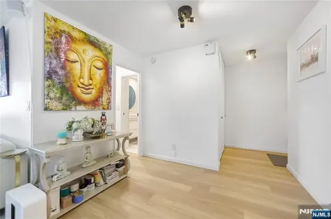 200 Winston Cliffside Park NJ 07010