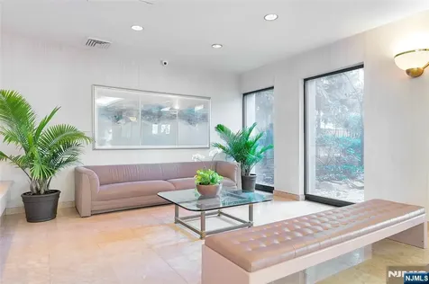 200 Winston Cliffside Park NJ 07010