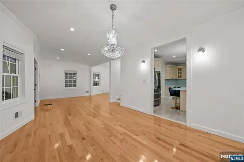 81 Fairmount Avenue Hackensack NJ 07601