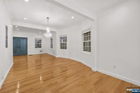 81 Fairmount Avenue Hackensack NJ 07601