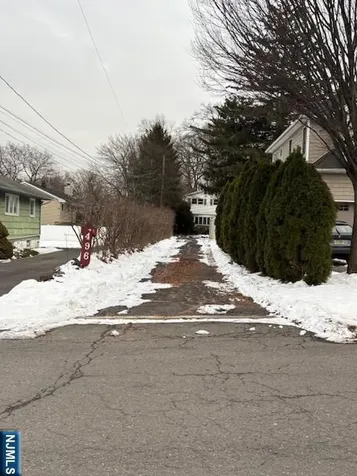 496 Cedar Lane Paramus NJ 07652