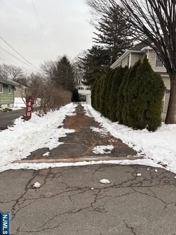 496 Cedar Lane Paramus NJ 07652