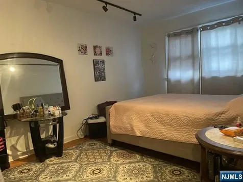 447 Elm Street Kearny NJ 07032