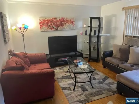 447 Elm Street Kearny NJ 07032