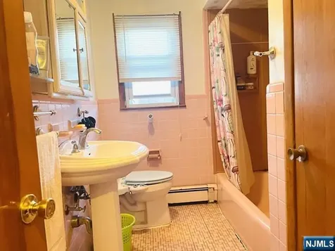 447 Elm Street Kearny NJ 07032