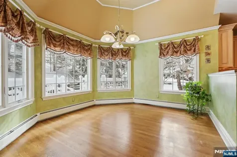 84 Walsh Drive Mahwah NJ 07430