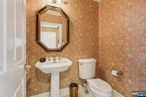 84 Walsh Drive Mahwah NJ 07430