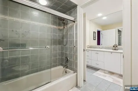 84 Walsh Drive Mahwah NJ 07430