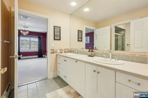 84 Walsh Drive Mahwah NJ 07430
