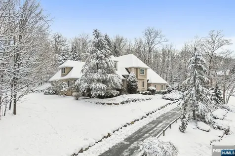 84 Walsh Drive Mahwah NJ 07430