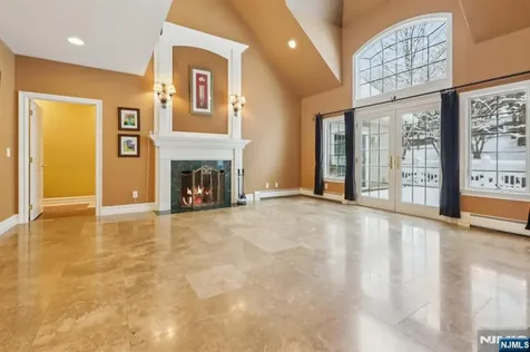 84 Walsh Drive Mahwah NJ 07430