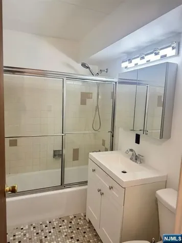 25 Jefferson Street Hackensack NJ 07601