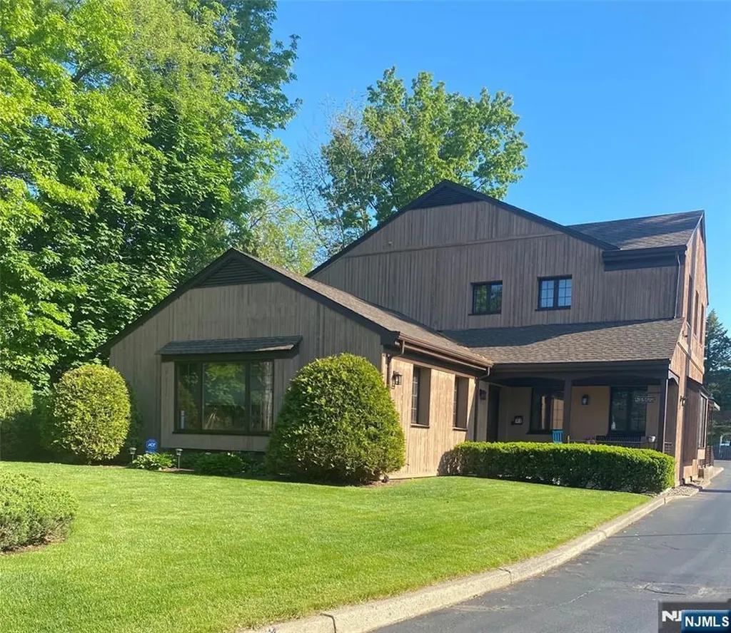 589 Franklin Turnpike Ridgewood NJ 07450