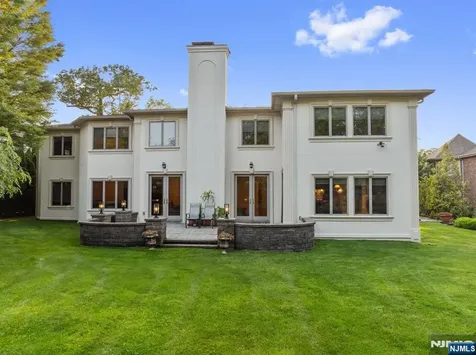 71 Roberts Road Englewood Cliffs NJ 07632