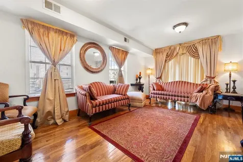 126 Amherst Street East Orange NJ 07018