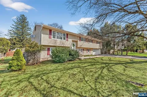 119 Dean Street Harrington Park NJ 07640