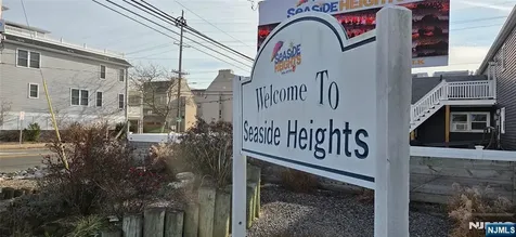 233 Dewey Drive Toms River NJ 08751