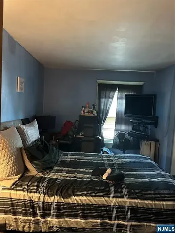 156 19th Avenue Irvington NJ 07111