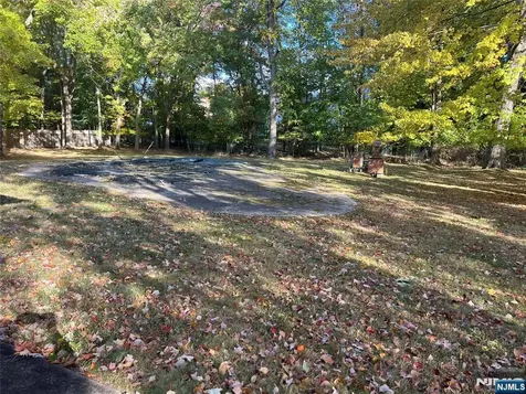 90 Dyer Court Norwood NJ 07648
