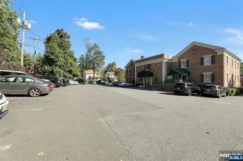 230 Sherman Avenue Glen Ridge NJ 07028