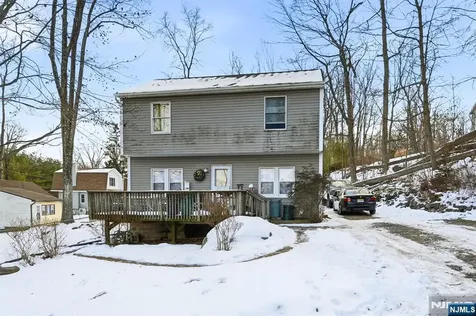 12 Quill Street West Milford NJ 07480