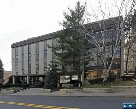 520 Main Street Fort Lee NJ 07024