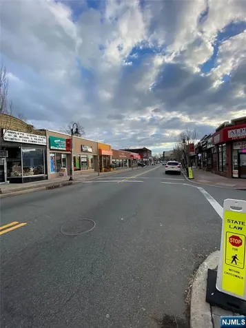 67 S Washington Avenue Bergenfield NJ 07621