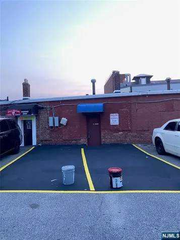 67 S Washington Avenue Bergenfield NJ 07621