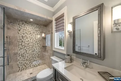 11 Aldbury Drive Upper Saddle River NJ 07458